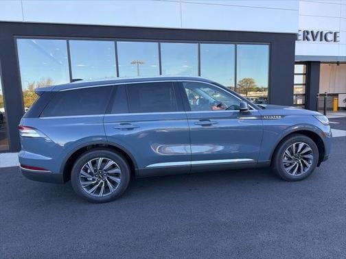 2025 Lincoln Aviator Premiere