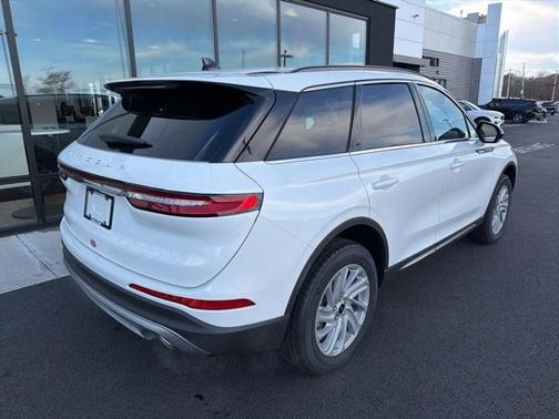 2026 Lincoln Corsair Premiere