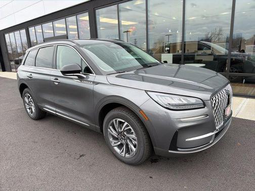 Metallic 2026 Lincoln Corsair Premiere