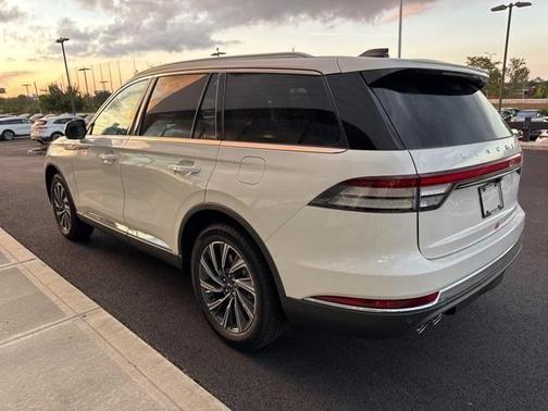 2025 Lincoln Aviator Premiere