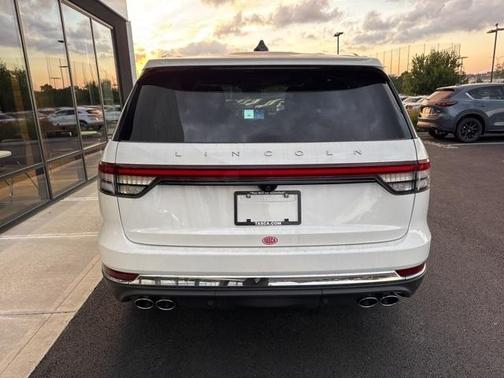 2025 Lincoln Aviator Premiere