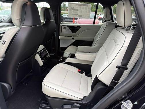 Black Metallic 2026 Lincoln Aviator Black Label AWD