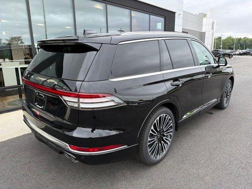 Black Metallic 2026 Lincoln Aviator Black Label AWD