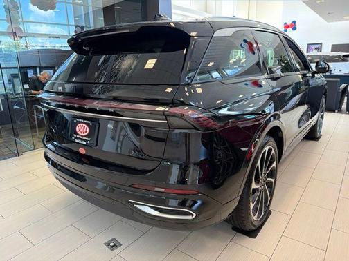 Infinite Black Metallic 2026 Lincoln Nautilus Black Label