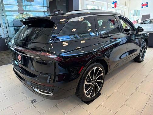 Infinite Black Metallic 2026 Lincoln Nautilus Black Label