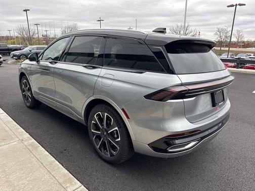 2025 Lincoln Nautilus Reserve