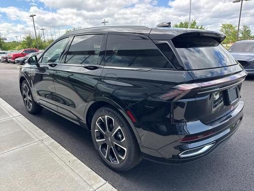 2025 Lincoln Nautilus Reserve
