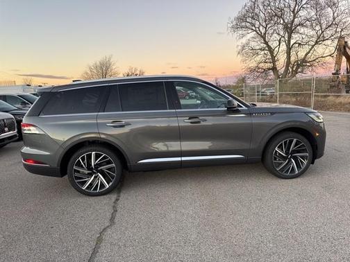 2025 Lincoln Aviator Reserve AWD