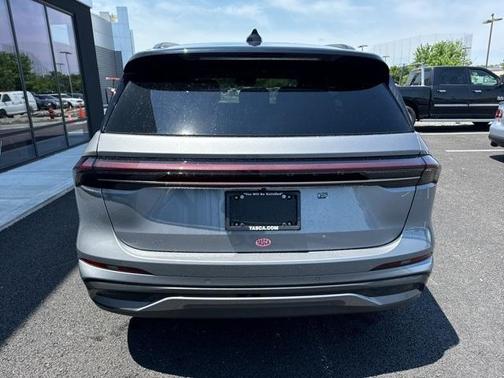 2024 Lincoln Nautilus Black Label