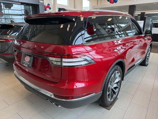 Red Carpet 2026 Lincoln Aviator Premiere