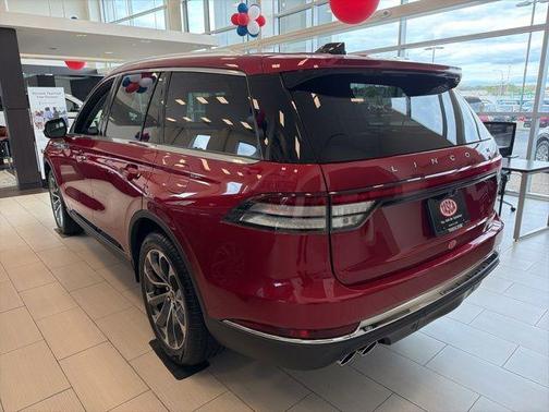 Red Carpet 2026 Lincoln Aviator Premiere