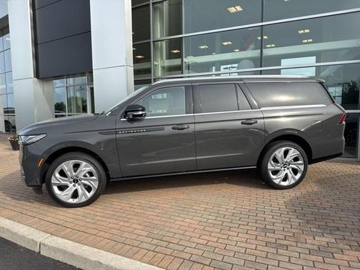 2025 Lincoln Navigator L Black Label