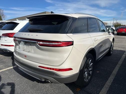 2022 Lincoln Corsair Standard