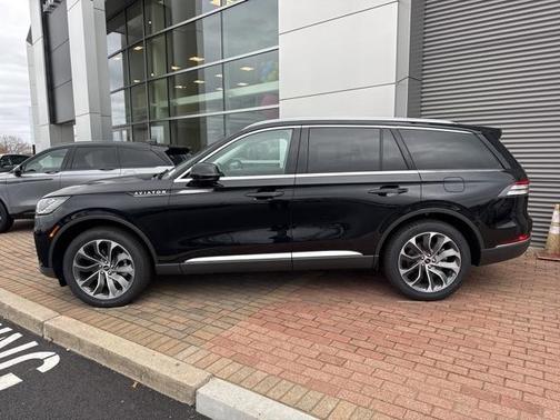 2025 Lincoln Aviator Reserve AWD