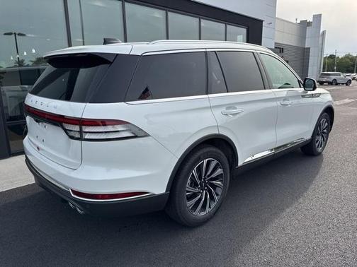 2025 Lincoln Aviator Premiere