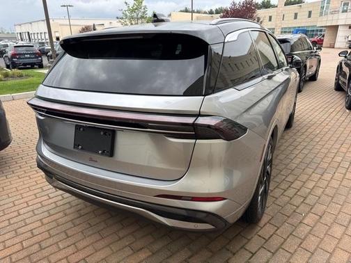 2024 Lincoln Nautilus Black Label