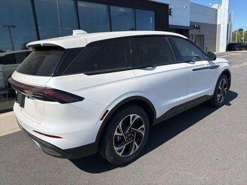White Platinum Clearcoat Metallic 2026 Lincoln Nautilus Premiere