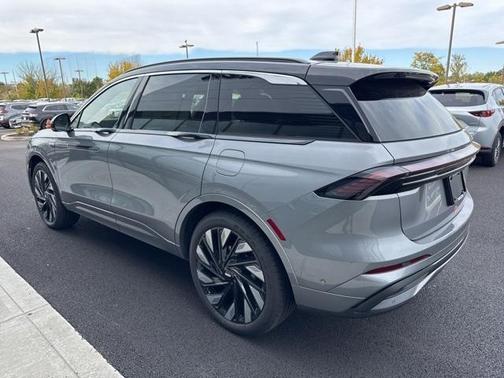 2024 Lincoln Nautilus Black Label