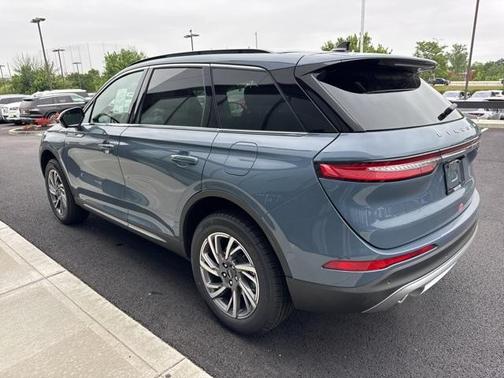 2025 Lincoln Corsair Premiere