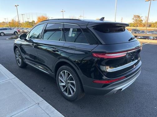 2025 Lincoln Corsair Premiere
