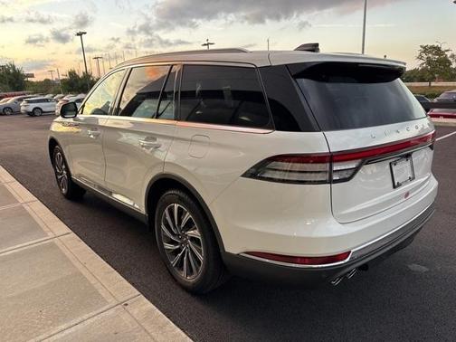 2025 Lincoln Aviator Premiere