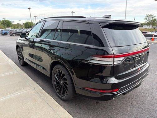Infinite Black Metallic 2027 Lincoln Aviator Reserve AWD