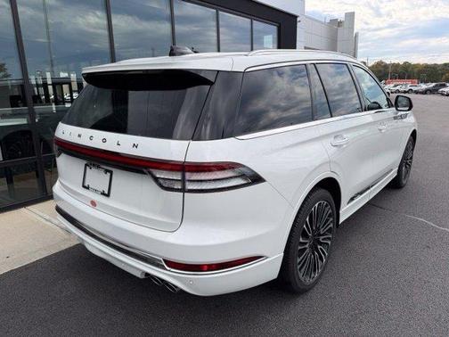 Pristine White 2027 Lincoln Aviator Black Label AWD