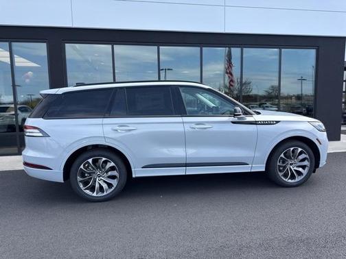 2025 Lincoln Aviator Premiere