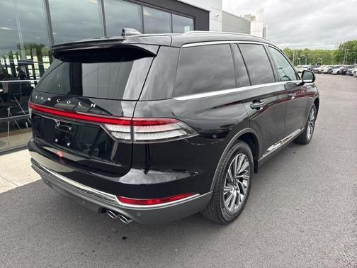 2025 Lincoln Aviator Premiere