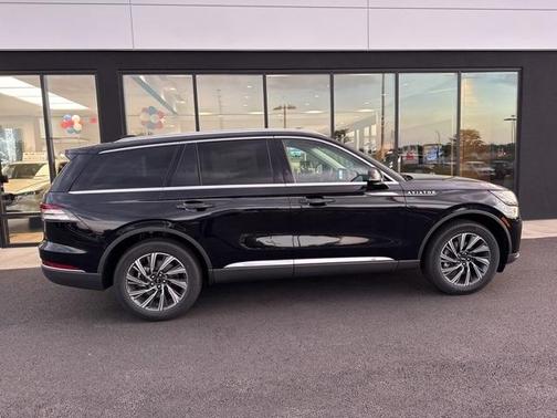 2025 Lincoln Aviator Premiere