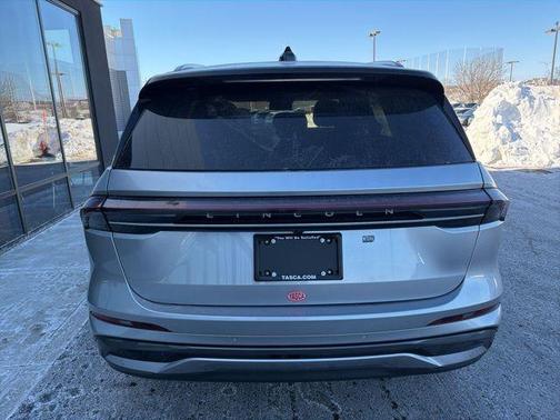 Silver Radiance Metallic 2026 Lincoln Nautilus Reserve