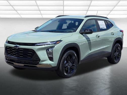 Cacti Green 2026 Chevrolet Trax FWD ACTIV
