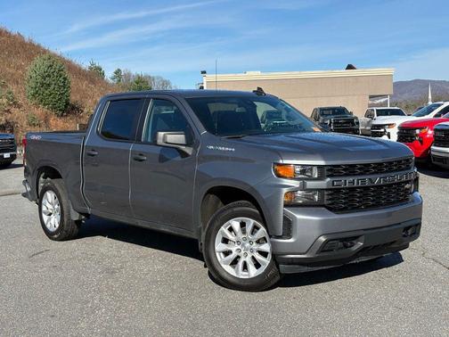 2022 Chevrolet Silverado 1500 Custom