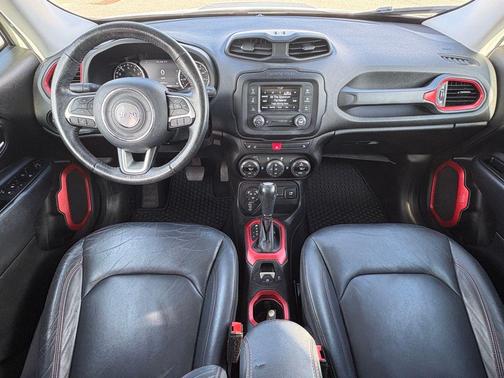 2016 Jeep Renegade Trailhawk