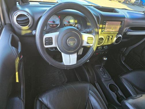 2014 Jeep Wrangler Sahara