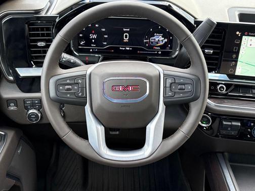 2025 GMC Sierra 2500 SLT