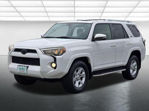 Super White 2016 Toyota 4Runner SR5 Premium