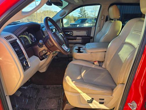 2016 RAM 1500 Laramie