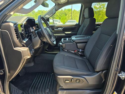 Dark Ash Metallic 2024 Chevrolet Silverado 1500 LT