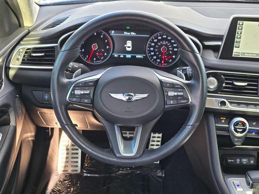 2020 Genesis G70 3.3T RWD