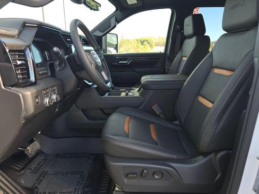 2026 GMC Sierra 2500 AT4
