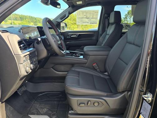 2026 Chevrolet Tahoe 4WD RST