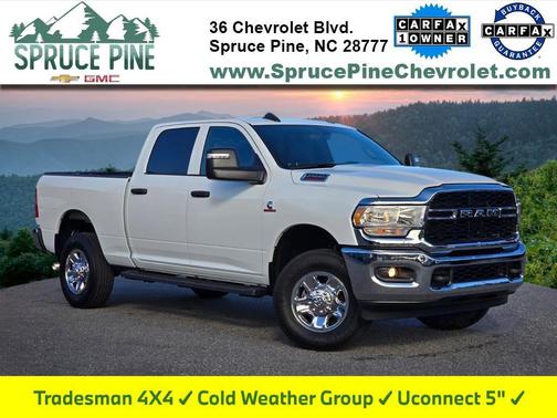 2023 RAM 2500 Tradesman Crew Cab 4x4 6'4' Box