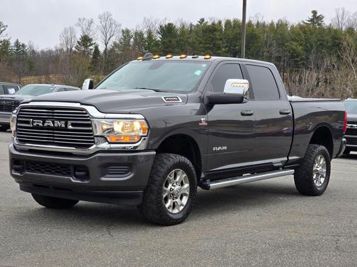 2023 RAM 2500 Laramie Crew Cab 4x4 6'4' Box