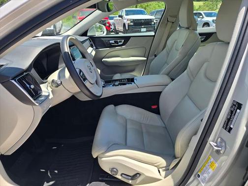2021 Volvo S60 Recharge Plug-In Hybrid T8 Inscription