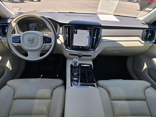 2021 Volvo S60 Recharge Plug-In Hybrid T8 Inscription