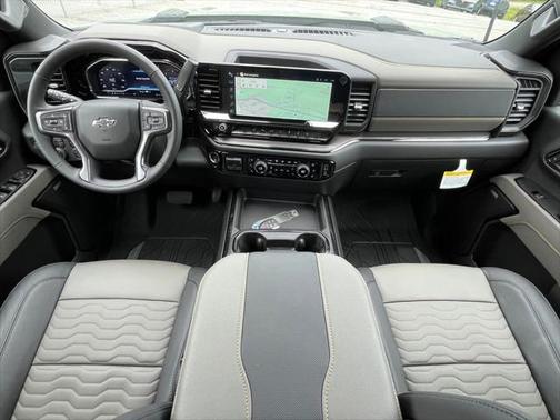 2025 Chevrolet Silverado 2500 4WD Crew Cab Standard Bed ZR2