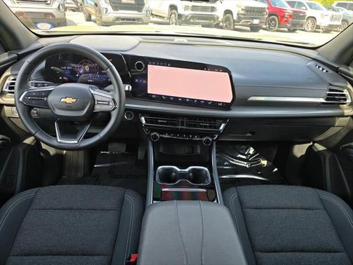 2024 Chevrolet Traverse LS