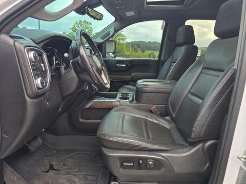 2020 GMC Sierra 2500 Denali