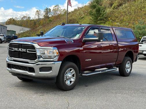 2020 RAM 2500 Big Horn Crew Cab 4X4 6'4' Box
